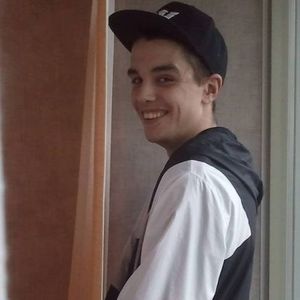 Meet your Posher, Zach